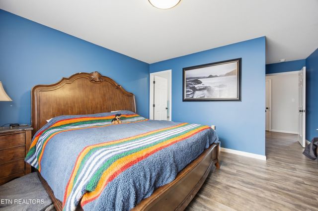 722 Williams Creek Rd, Oneida, TN 37841