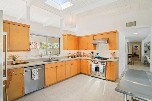 788 N Dry Falls Road, Palm Springs, CA 92262