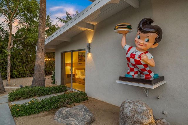 788 N Dry Falls Road, Palm Springs, CA 92262