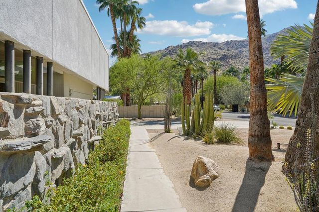 788 N Dry Falls Road, Palm Springs, CA 92262