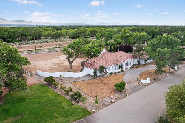 9514 KANDACE Drive NW, Albuquerque, NM 87114