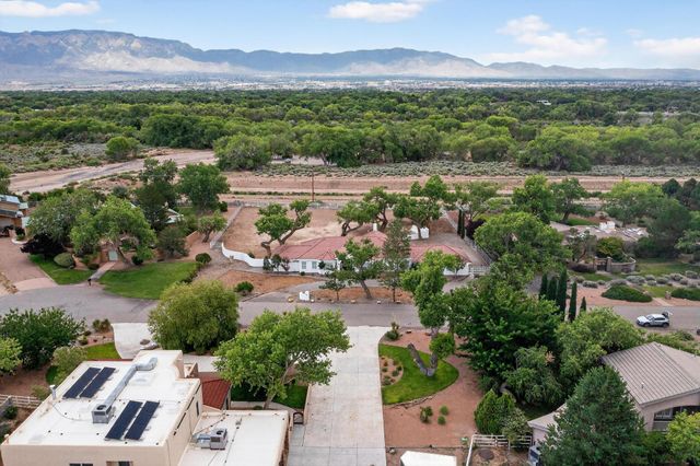 9514 KANDACE Drive NW, Albuquerque, NM 87114