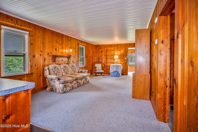 1274 Us Highway 17 S, Elizabeth City, NC 27909