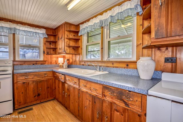 1274 Us Highway 17 S, Elizabeth City, NC 27909