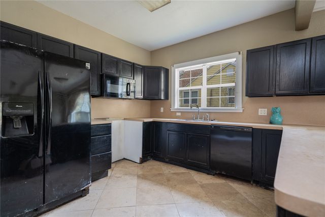 301 Thompson Street, Kilgore, TX 75662