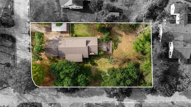 301 Thompson Street, Kilgore, TX 75662