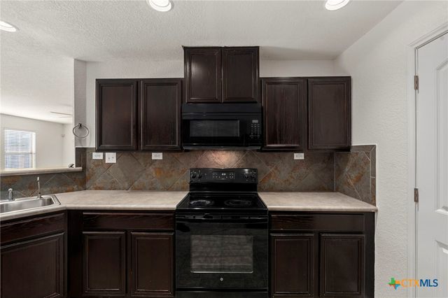 5127 Sunview Valley, San Antonio, TX 78244