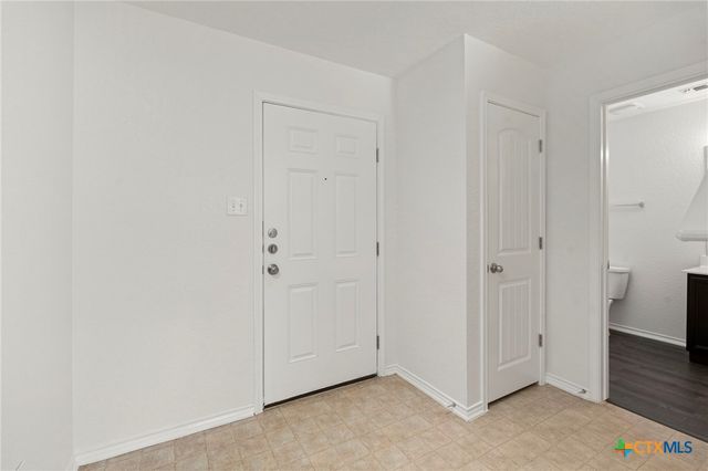 5127 Sunview Valley, San Antonio, TX 78244