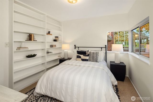 3704 48th Avenue NE, Seattle, WA 98105