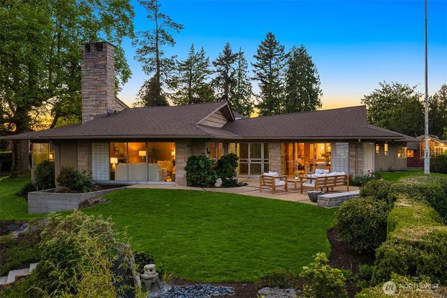3704 48th Avenue NE, Seattle, WA 98105