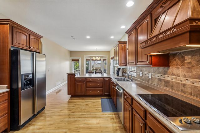 9317 Catalina Circle, Johnston, IA 50131