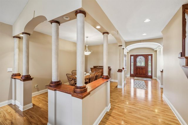 9317 Catalina Circle, Johnston, IA 50131