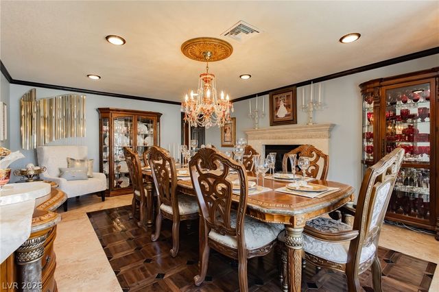 2835 South Buffalo Drive, Las Vegas, NV 89117