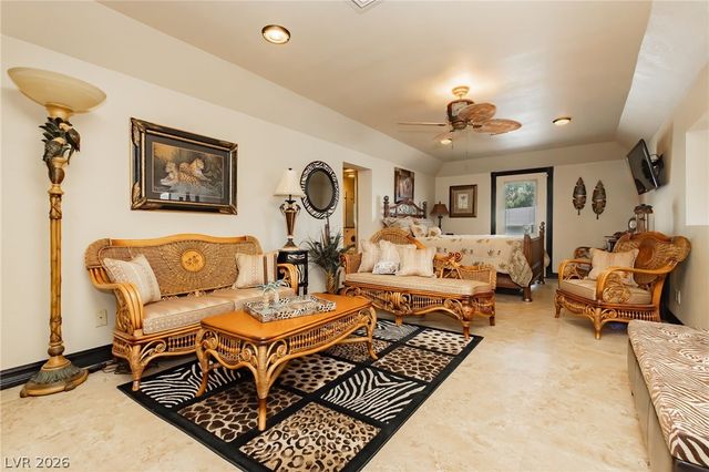 2835 South Buffalo Drive, Las Vegas, NV 89117