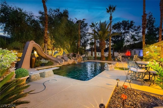 2835 South Buffalo Drive, Las Vegas, NV 89117