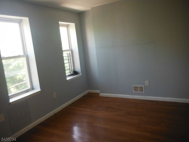 346 Sussex Ave, Newark City, NJ 07107