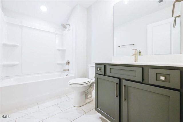 1110 Nantucket Drive 92, Mebane, NC 27302