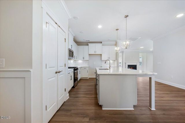 1110 Nantucket Drive 92, Mebane, NC 27302
