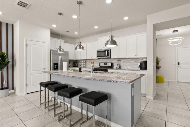 7127 OAKMOSS LOOP, Davenport, FL 33837
