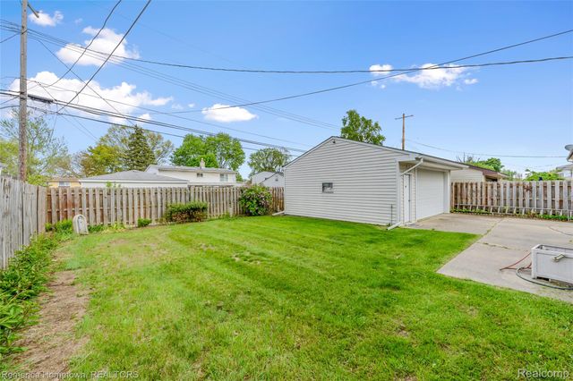 6842 Geronimo Street, Westland, MI 48185