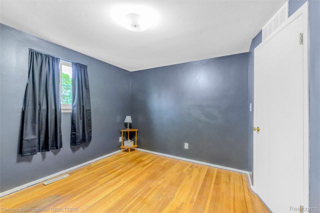 6842 Geronimo Street, Westland, MI 48185