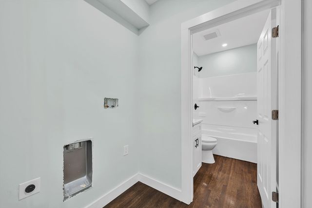 58 Lindell Ave, Leominster, MA 01453