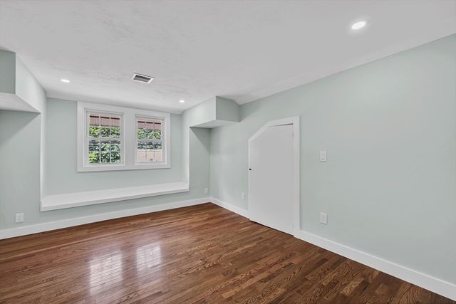58 Lindell Ave, Leominster, MA 01453
