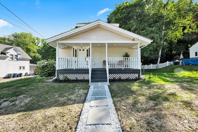 58 Lindell Ave, Leominster, MA 01453