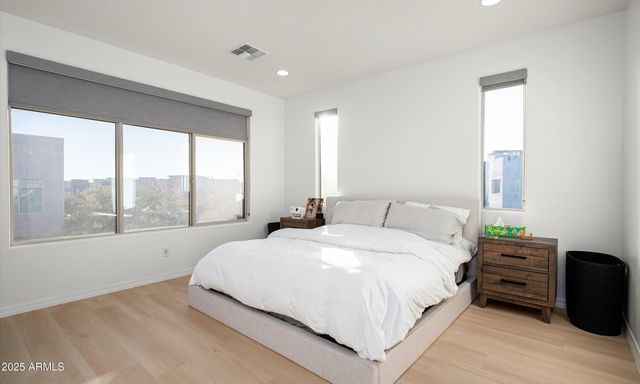 1933 W KINFIELD Trail, Phoenix, AZ 85085