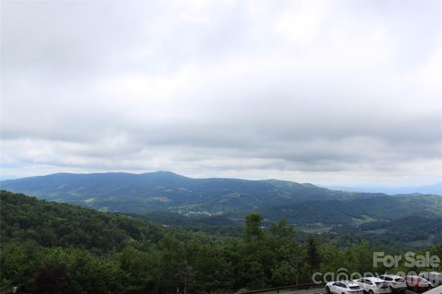 303 Sugar Top Drive 2221, Banner Elk, NC 28604