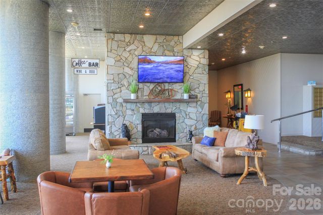 303 Sugar Top Drive 2221, Banner Elk, NC 28604