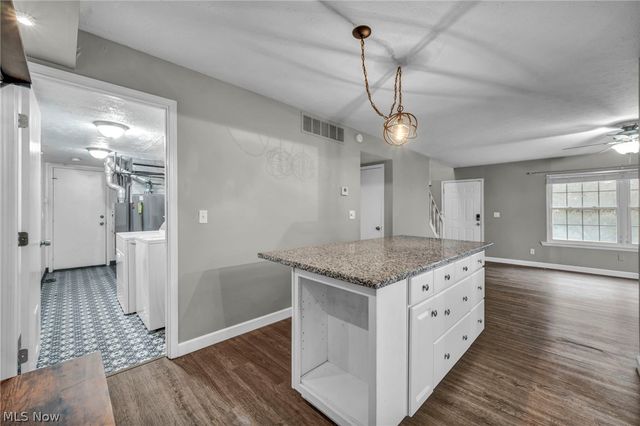 1251 W 70th Street, Cleveland, OH 44102