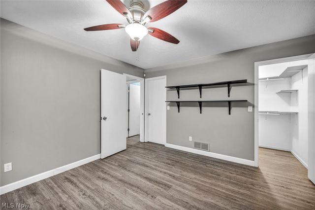 1251 W 70th Street, Cleveland, OH 44102