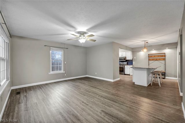 1251 W 70th Street, Cleveland, OH 44102