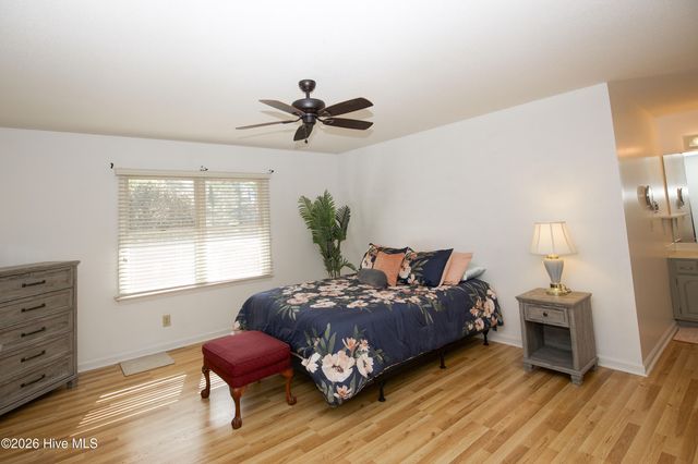 100 Oak Hills Road, Pinehurst, NC 28374