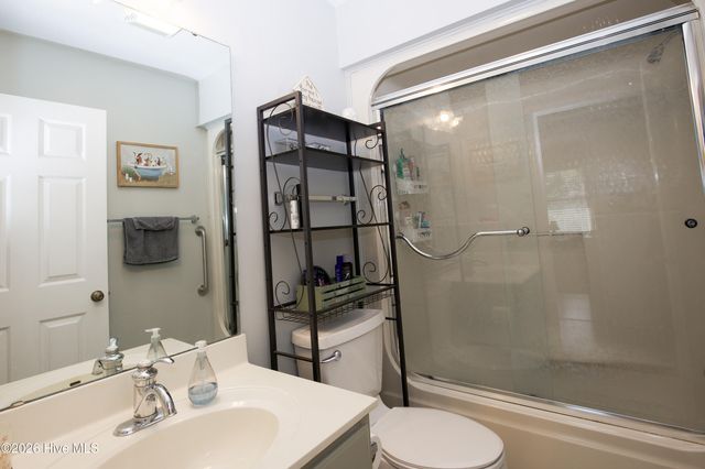 100 Oak Hills Road, Pinehurst, NC 28374