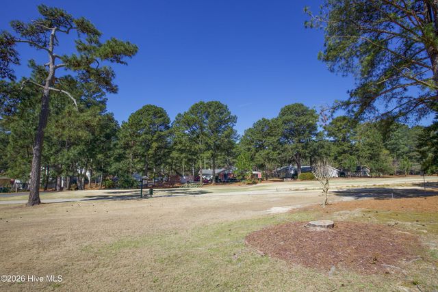 100 Oak Hills Road, Pinehurst, NC 28374
