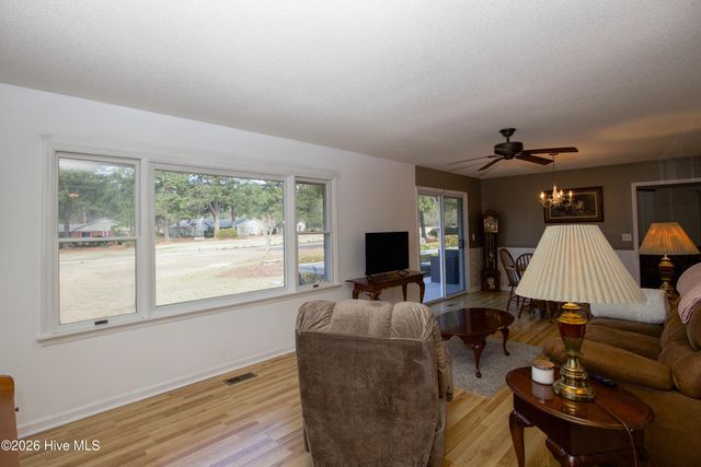 100 Oak Hills Road, Pinehurst, NC 28374