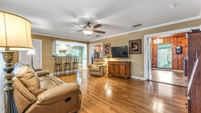 621 S INGRAHAM AVENUE, Lakeland, FL 33801