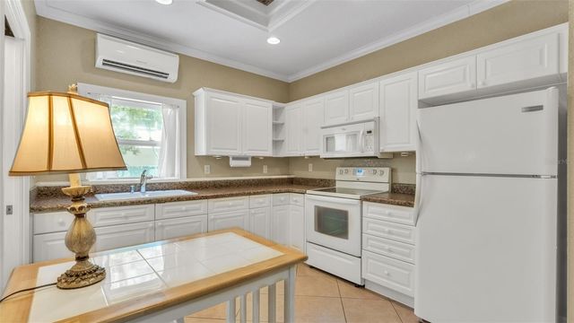 621 S INGRAHAM AVENUE, Lakeland, FL 33801