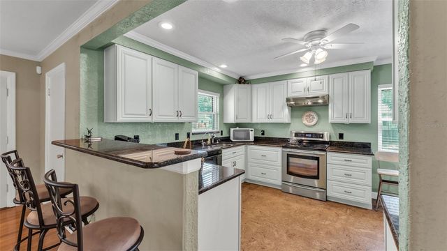 621 S INGRAHAM AVENUE, Lakeland, FL 33801