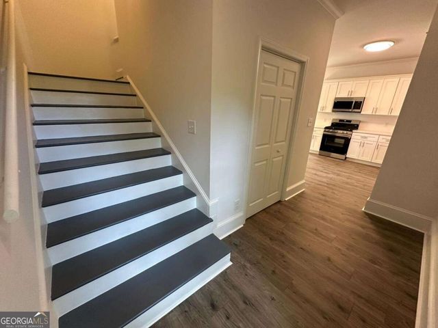 2417 Perry Boulevard NW 1, Atlanta, GA 30318