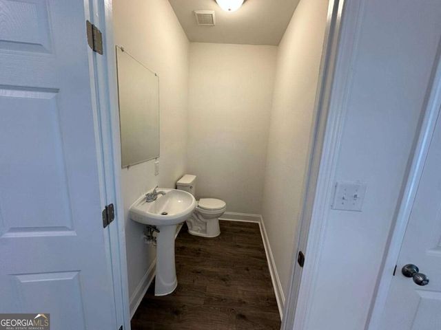 2417 Perry Boulevard NW 1, Atlanta, GA 30318