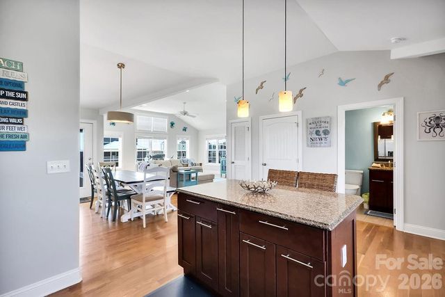 118 W Dolphin Drive, Oak Island, NC 28465