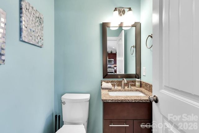 118 W Dolphin Drive, Oak Island, NC 28465
