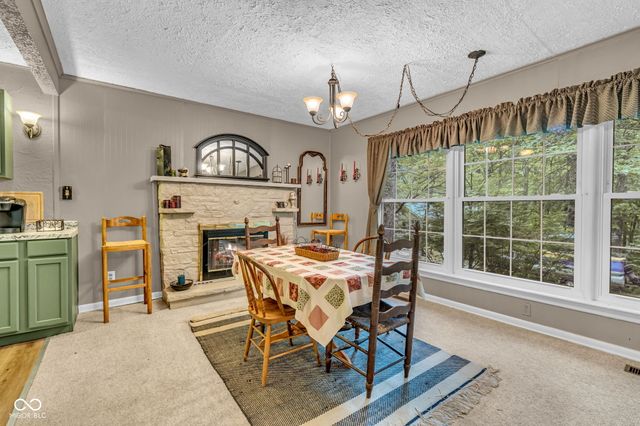 11033 Dogwood Lane, Cloverdale, IN 46120