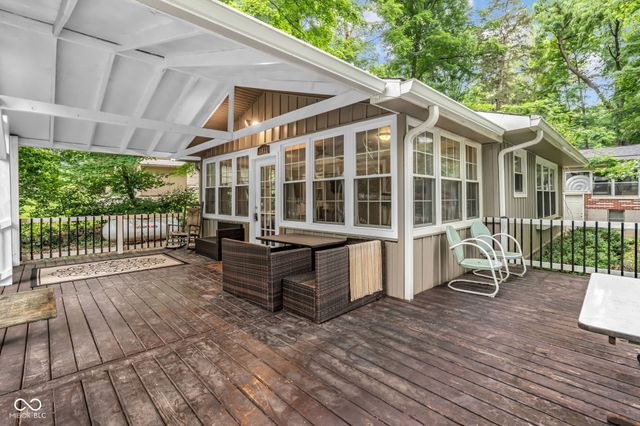11033 Dogwood Lane, Cloverdale, IN 46120