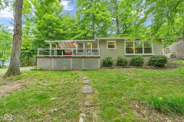 11033 Dogwood Lane, Cloverdale, IN 46120