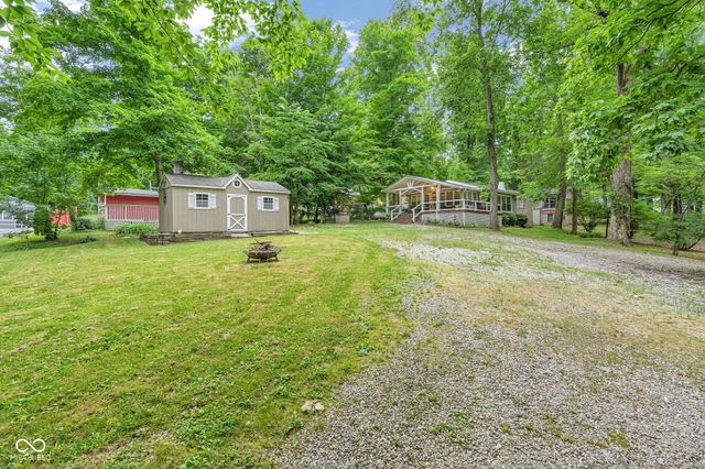 11033 Dogwood Lane, Cloverdale, IN 46120