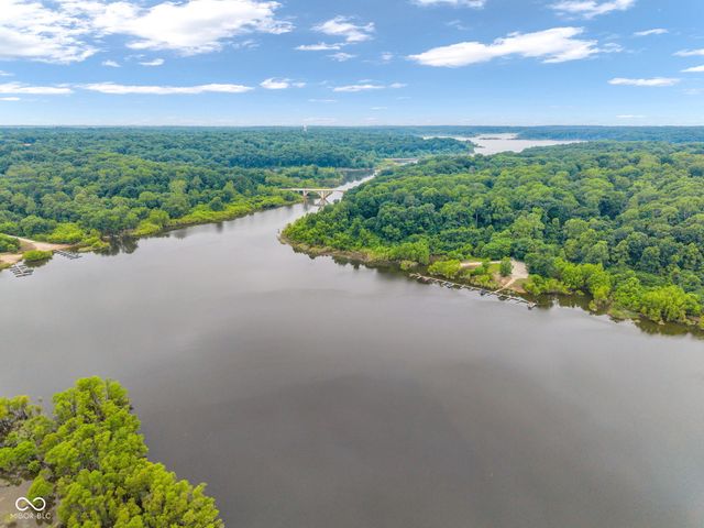 11033 Dogwood Lane, Cloverdale, IN 46120